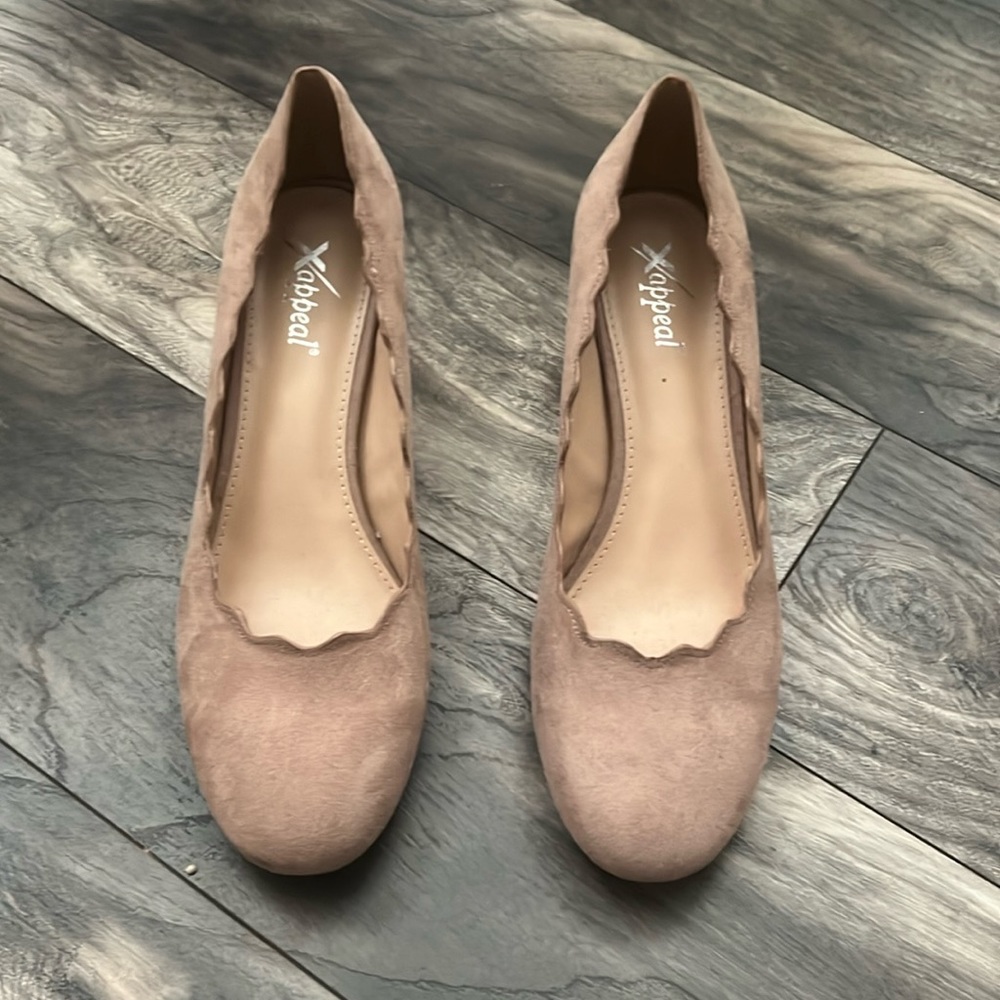 Xappeal size 11 pink heels women’s